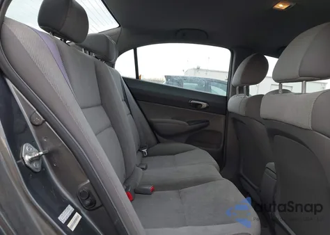 2010 Honda Civic Lx z USA, uszkodzony, nr VIN 2HGFA1F57AH572049